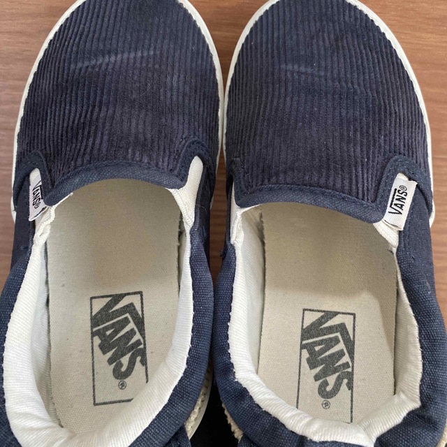 VANS(ヴァンズ)のバンズ　スニーカー　スリッポン　キッズ　19センチ キッズ/ベビー/マタニティのキッズ靴/シューズ(15cm~)(スリッポン)の商品写真