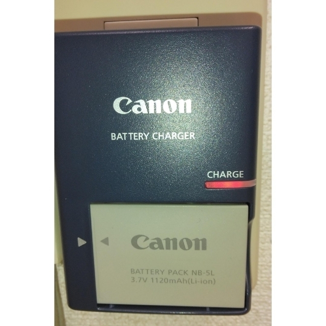 Canon(キヤノン)のCanon IXY  DIGITAL  800 IS スマホ/家電/カメラのカメラ(コンパクトデジタルカメラ)の商品写真