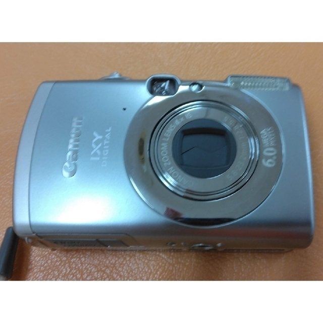 Canon(キヤノン)のCanon IXY  DIGITAL  800 IS スマホ/家電/カメラのカメラ(コンパクトデジタルカメラ)の商品写真