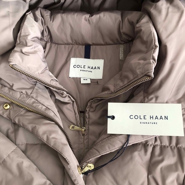 Cole Haan(コールハーン)のコールハーン　ダウンコート　M サイズ　新品未使用 レディースのジャケット/アウター(ダウンコート)の商品写真