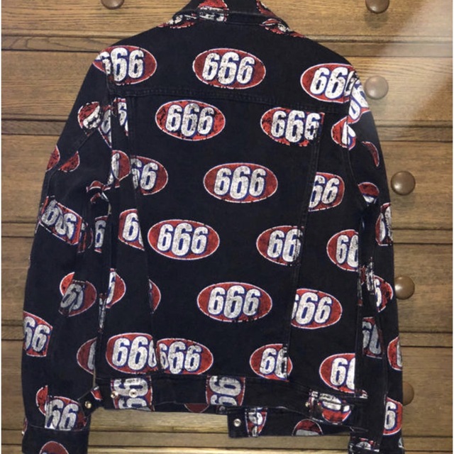 Supreme(シュプリーム)のSupreme 666 Denim Trucker Jacket Black メンズのジャケット/アウター(Gジャン/デニムジャケット)の商品写真