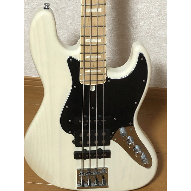 人気カラーの - Fender 【限定モデル】Atelier 4弦ベース JHJ Z エレキ ...