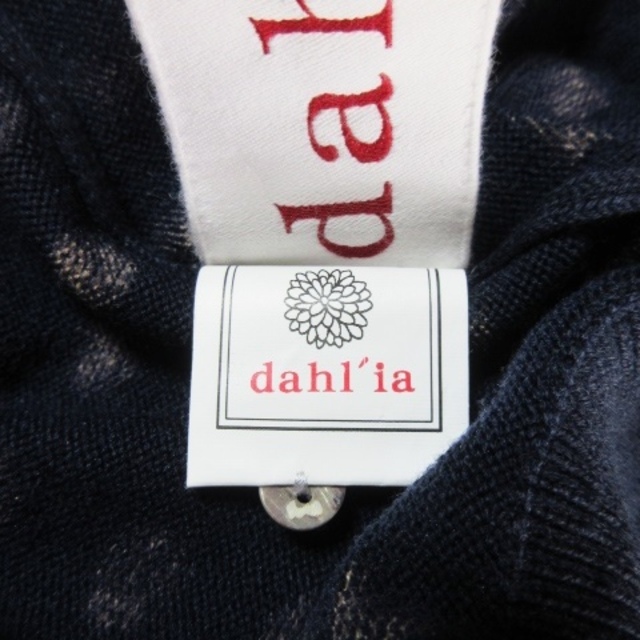 Dahlia(ダリア)のダリア ニット セーター 五分袖 バックボタン ハート ポケット ドット 紺 レディースのトップス(ニット/セーター)の商品写真
