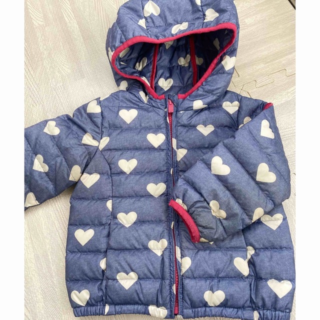 babyGAP(ベビーギャップ)のbaby GAP ダウン キッズ/ベビー/マタニティのキッズ服女の子用(90cm~)(ジャケット/上着)の商品写真