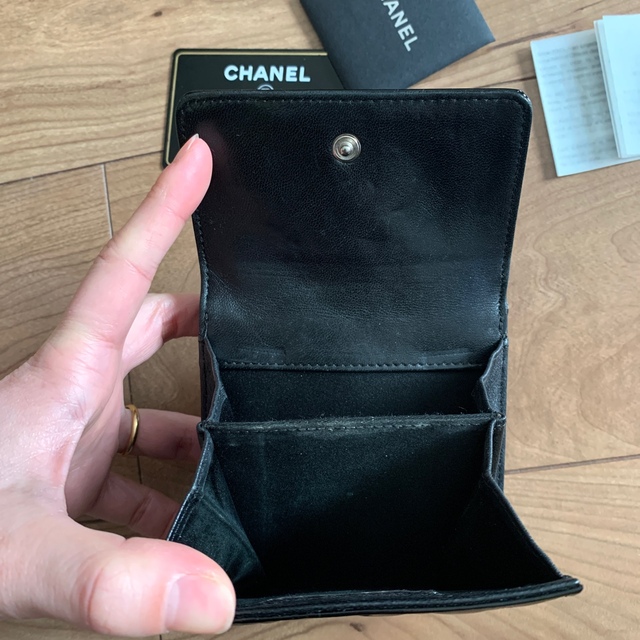 CHANEL シャネル エナメル 2つ折り財布