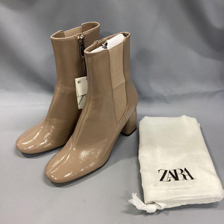 ザラ(ZARA)の未使用品【 ZARA 】 エナメルブーツ(ブーツ)