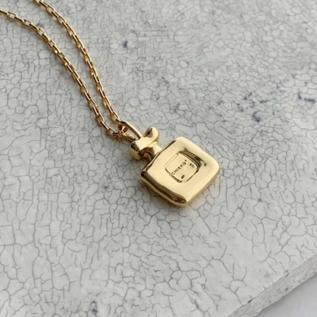 CHIEKO perfume bottle necklace † gold○ 日本最大の www.gold-and