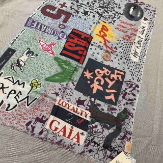 新品 ヴィヴィアンウエストウッド サティア・ロゴ刺繍大判ストール・ショール