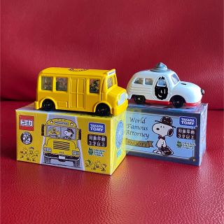 スヌーピー(SNOOPY)のスヌーピートミカ　スヌーピータウンショップ限定(ミニカー)