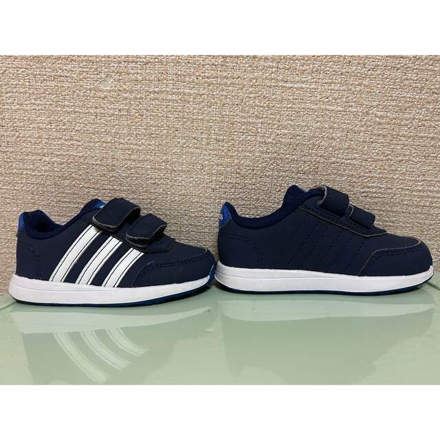 adidas(アディダス)の【adidas】ベビーシューズ 紺 キッズ/ベビー/マタニティのベビー靴/シューズ(~14cm)(スニーカー)の商品写真