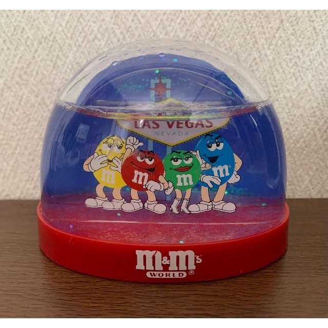 【新品】日本未発売　ｍ&ｍ's WORLD スノードーム　ラスベガスバージョン インテリア/住まい/日用品のインテリア/住まい/日用品 その他(その他)の商品写真