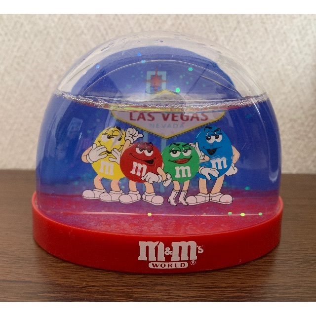 【新品】日本未発売　ｍ&ｍ's WORLD スノードーム　ラスベガスバージョン インテリア/住まい/日用品のインテリア/住まい/日用品 その他(その他)の商品写真