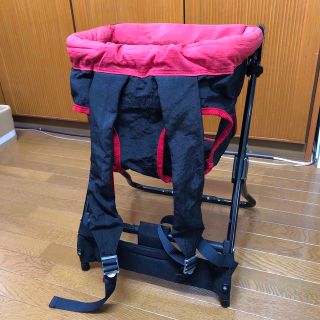 コンビ(combi)のコンビ　ベビーキャリア　スティックキャリア　背負子(登山用品)