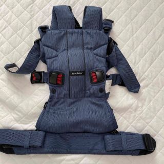 ベビービョルン(BABYBJORN)のベビービョルン　抱っこ紐　ネイビー(抱っこひも/おんぶひも)