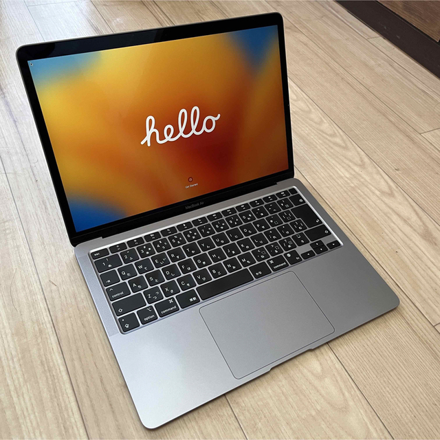 Mac (Apple)(マック)のMacBook Air M1 8GB 256GBスペースグレイ  スマホ/家電/カメラのPC/タブレット(ノートPC)の商品写真