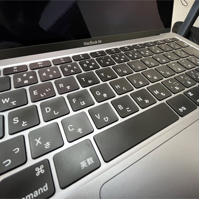 Mac (Apple)(マック)のMacBook Air M1 8GB 256GBスペースグレイ  スマホ/家電/カメラのPC/タブレット(ノートPC)の商品写真