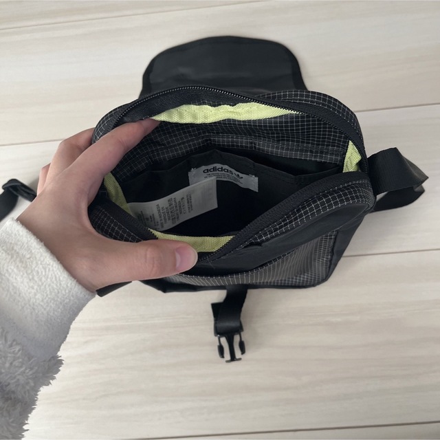 adidas(アディダス)のadidas ショルダーバッグ　 メンズのバッグ(ショルダーバッグ)の商品写真