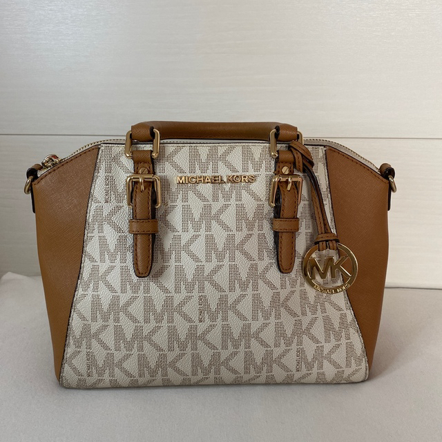 Michael Kors(マイケルコース)のマイケルコース　カバン レディースのバッグ(ハンドバッグ)の商品写真