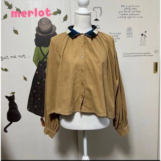 メルロー(merlot)の#890 メルロー ベージュ 襟可愛い 細コーデュロイ ブラウス(シャツ/ブラウス(長袖/七分))