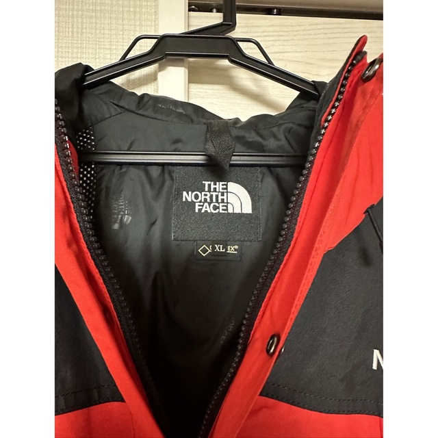 THE NORTH FACE(ザノースフェイス)のTHE NORTH FACE マウンテンライトパーカー　XL メンズのジャケット/アウター(マウンテンパーカー)の商品写真