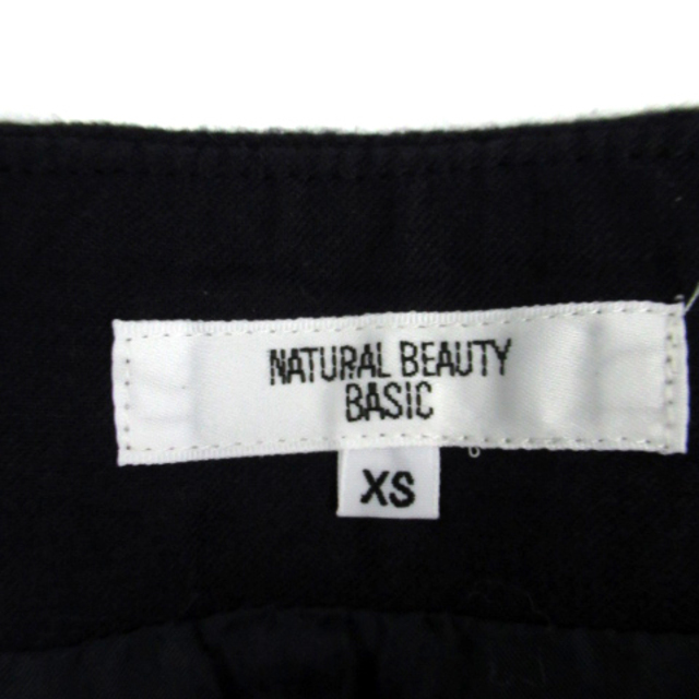 NATURAL BEAUTY BASIC(ナチュラルビューティーベーシック)のナチュラルビューティーベーシック 台形スカート ボーダー柄 ウール混 XS 紺 レディースのスカート(ミニスカート)の商品写真