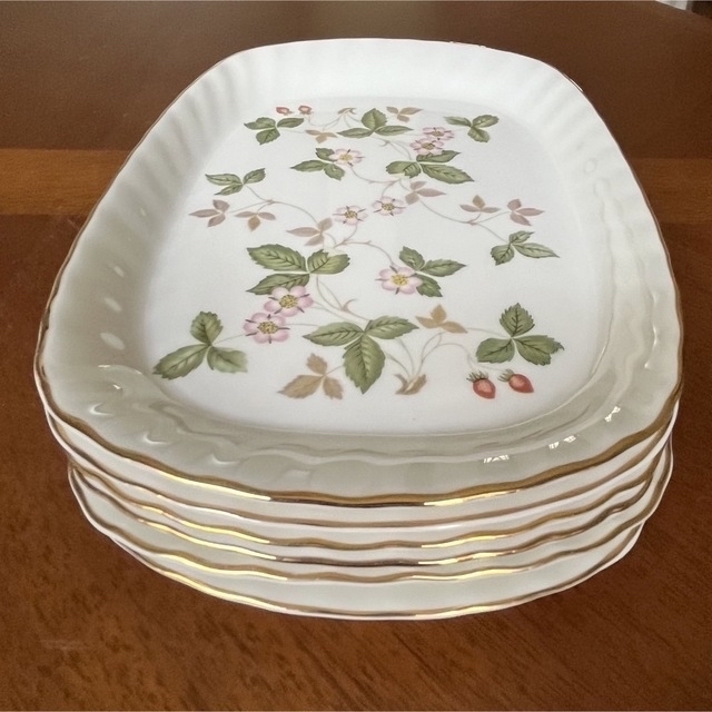 WEDGWOOD - 【ご予約品】ウェッジウッド☆ワイルドストロベリー WEDGWOOD - 【ご予約品】ウェッジウッド☆ワイルドストロベリー