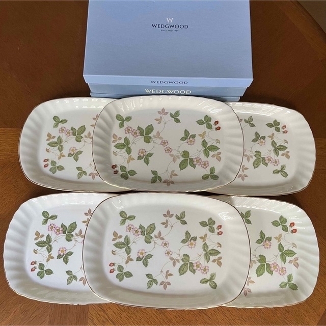 WEDGWOOD - 【ご予約品】ウェッジウッド☆ワイルドストロベリー WEDGWOOD - 【ご予約品】ウェッジウッド☆ワイルドストロベリー