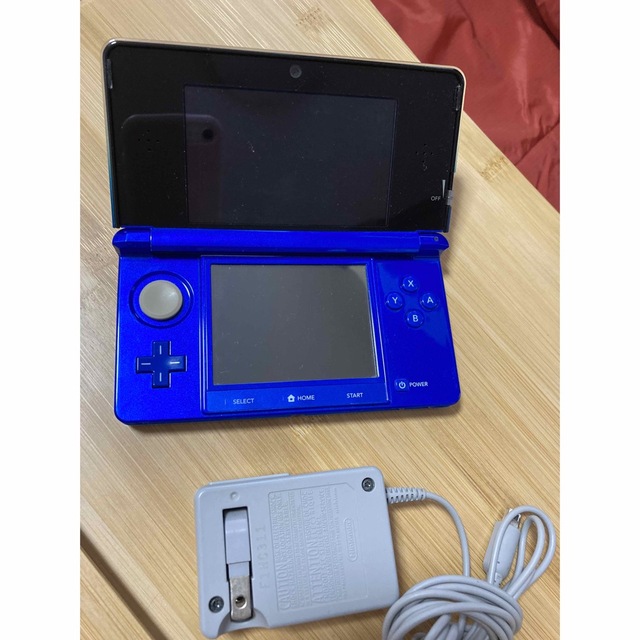 ニンテンドー3DS(ニンテンドー3DS)のニンテンドー 3DS コバルトブルー エンタメ/ホビーのゲームソフト/ゲーム機本体(家庭用ゲーム機本体)の商品写真
