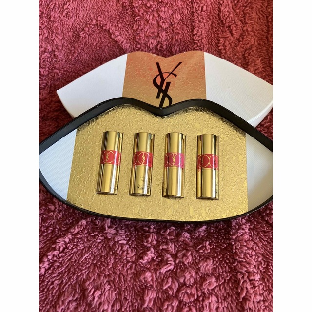 Yves Saint Laurent Beaute(イヴサンローランボーテ)のイブサンローラン ミニリップ4本セット コスメ/美容のベースメイク/化粧品(口紅)の商品写真