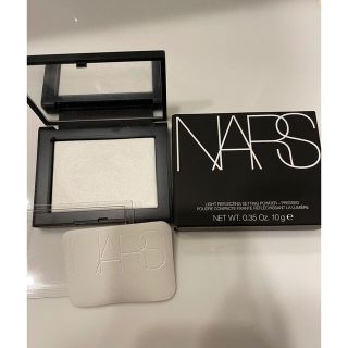 ナーズ(NARS)のNARS ライトリフレクティング　美品　パウダー(フェイスパウダー)