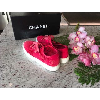 シャネル(CHANEL)の★正規品★CHANEL★トレーナーズスニーカー★レッド★＃３５（２２．５）(スニーカー)