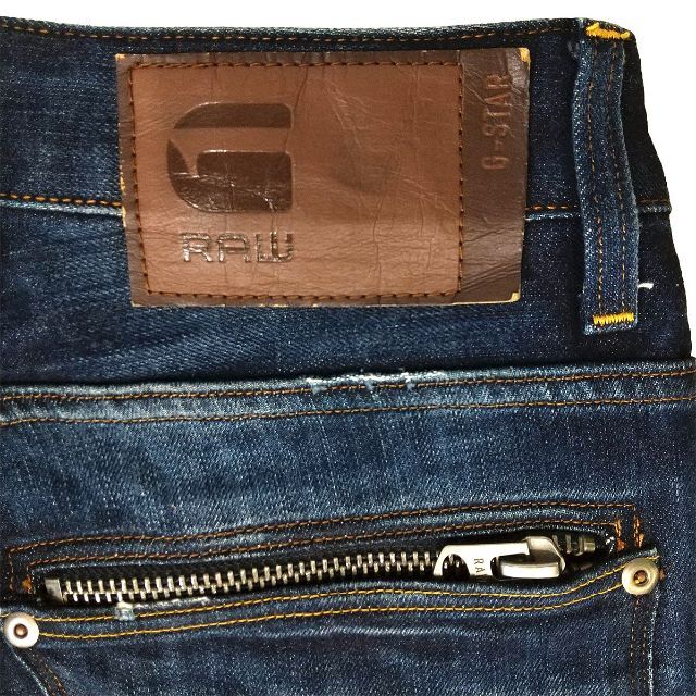 G-STAR RAW(ジースター)のG-STAR RAW Attacc ストレートデニムパンツW28約77cm メンズのパンツ(デニム/ジーンズ)の商品写真