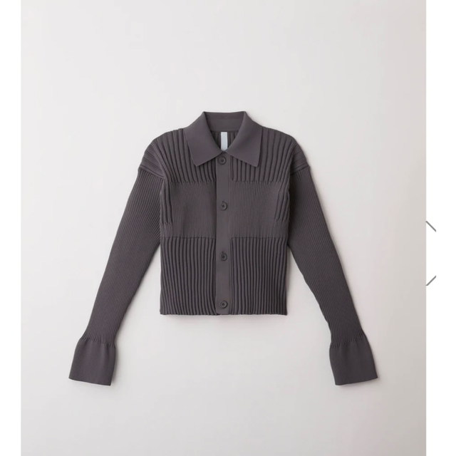 くらしを楽しむアイテム CFCL - MIYAKE ISSEY FLUTED 2023SS新作 2 CARDIGAN カーディガン - kajal.pl