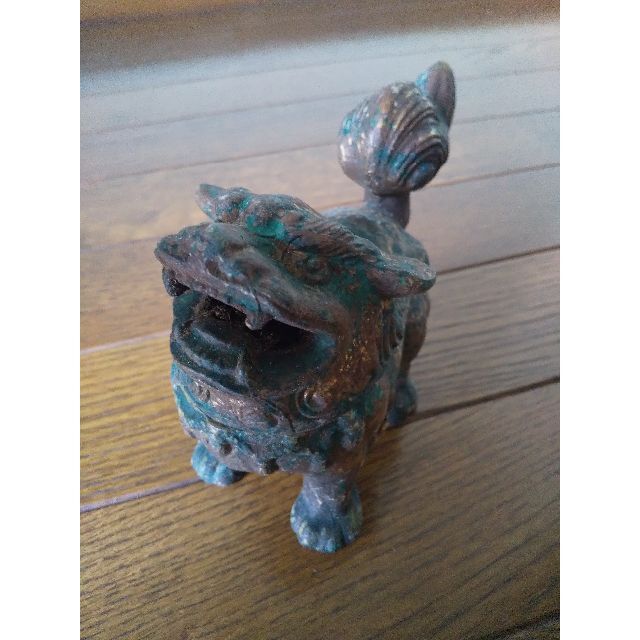 獅子・狛犬　金属製　置物 魔除け約15ｘ7ｘ13cm