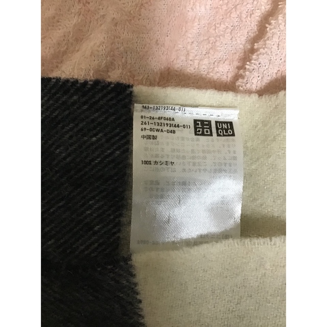UNIQLO(ユニクロ)のユニクロのカシミヤマフラー レディースのファッション小物(マフラー/ショール)の商品写真