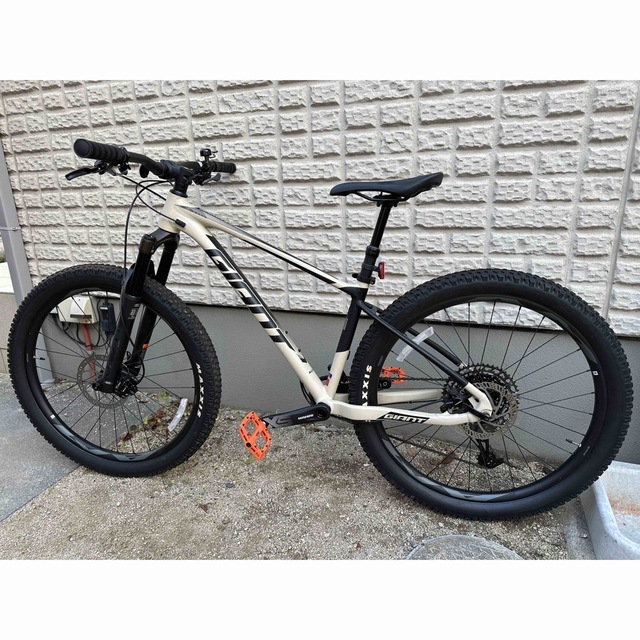 【SALE/37%OFF】 Giant - 間も無く掲載終了【ほぼ新車】ジャイアント ファゾム2 自転車本体 【SALE/37%OFF】 Giant - 間も無く掲載終了【ほぼ新車】ジャイアント ファゾム2 自転車本体