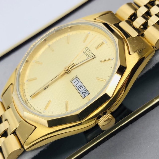 CITIZEN(シチズン)の【ビンテージ】Citizen クォーツ腕時計 ステンレスゴールド デッドストック メンズの時計(腕時計(アナログ))の商品写真