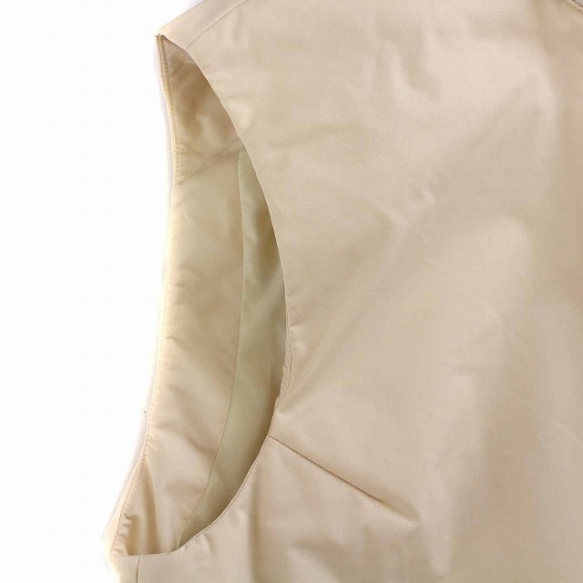 ピッコーネ ELEGANT LADY ダウンベスト フード付き 42 ベージュ レディースのジャケット/アウター(ダウンベスト)の商品写真