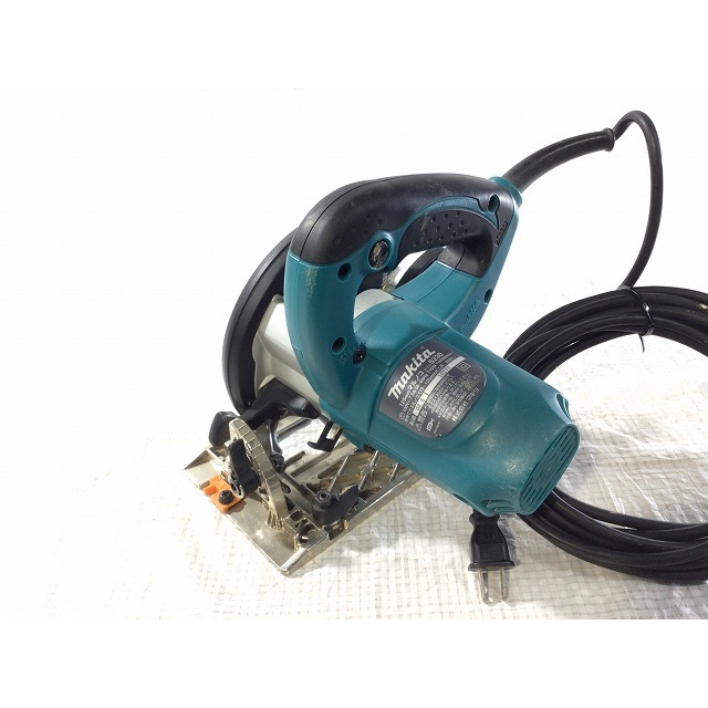 Makita ☆中古品☆makita マキタ 100V 125mm マルノコ 5230 丸ノコ 丸のこ 丸鋸 木工用 切断機 DIY/日曜大工  64676の通販 by 工具販売専門店Borderless(ラクマ店)｜マキタならラクマ