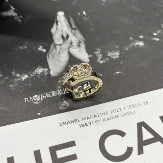 シャネル(CHANEL)のシャネル　CHANEL 22B 指輪　リング　ココマーク　ロゴ　両面　ゴールド(リング(指輪))