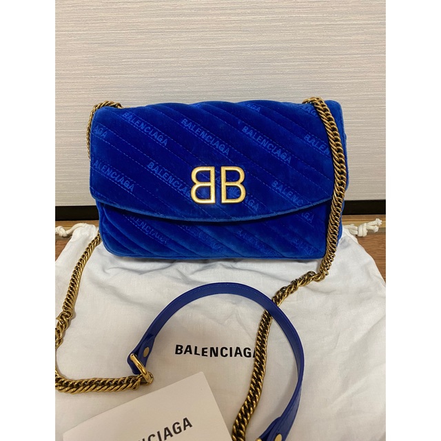 Balenciaga(バレンシアガ)のBALENCIAGA  バレンシアガ　BBロゴ　チェーン　ショルダー　バッグ レディースのバッグ(ハンドバッグ)の商品写真