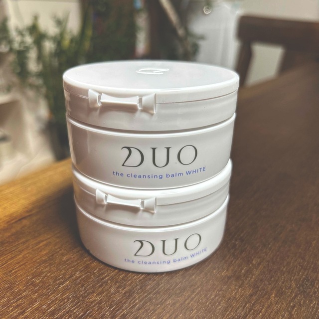 DUO(デュオ)のDUO デュオ クレンジングバーム　ホワイト　90g×2個 コスメ/美容のスキンケア/基礎化粧品(クレンジング/メイク落とし)の商品写真