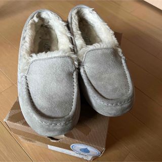 アグ(UGG)のUGG アグ　モカシン　グレー　23 シューズ　ムートン　ファ　(スリッポン/モカシン)