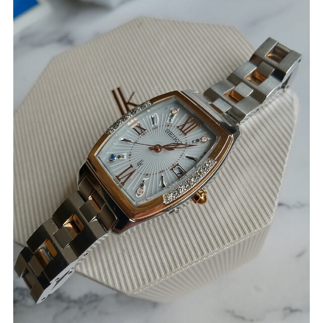 おすすめネット SEIKO サファイアダイヤ 電波ソーラー 美品 綾瀬はるか
