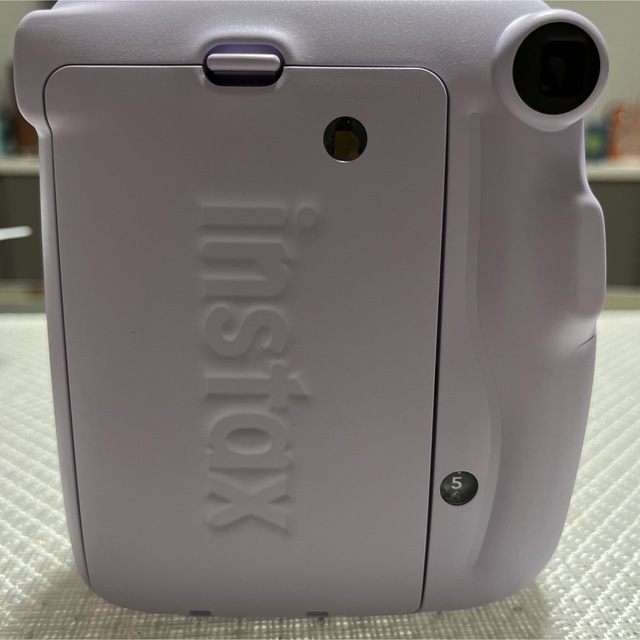 チェキ instax mini11 美品 スマホ/家電/カメラのカメラ(フィルムカメラ)の商品写真