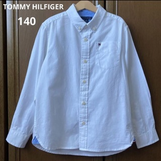 トミーヒルフィガー(TOMMY HILFIGER)のトミーヒルフィガー 長袖　ボタンダウン　デザイン　シャツ　ブラウス　白　ラルフ(Tシャツ/カットソー)