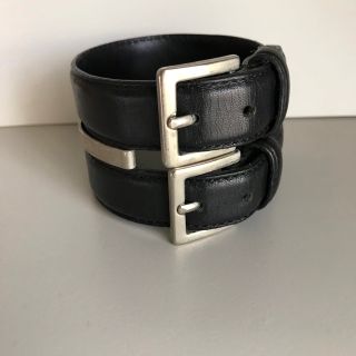 ジョンローレンスサリバン レザーブレスレット バングル ベルトブレスレット 黒
