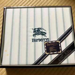 バーバリー(BURBERRY)のBurberry バーバリー　フラットシーツ　140✖️240(シーツ/カバー)