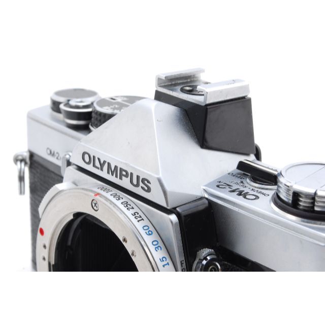 OLYMPUS(オリンパス)の美品 OLYMPUS OM-2N シルバー 50,135mm レンズ 動作確認済 スマホ/家電/カメラのカメラ(フィルムカメラ)の商品写真