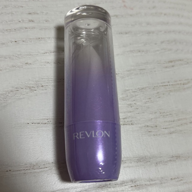 REVLON(レブロン)の新品！レブロン クリスタル リップスティック 001 クリスタル グロウ コスメ/美容のベースメイク/化粧品(口紅)の商品写真